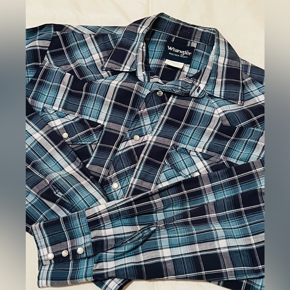 Vintage Wrangler Men’s Pearl Snap | Size M